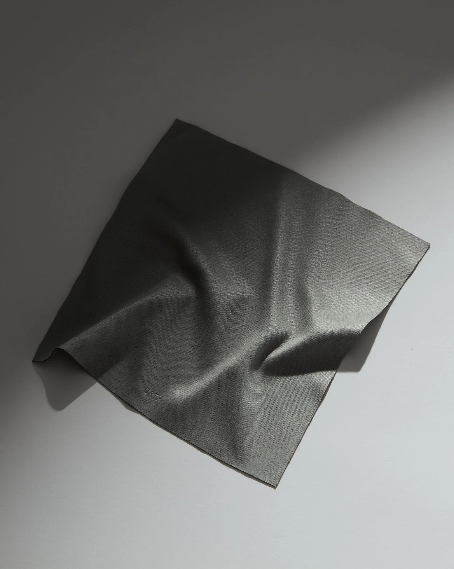 Lens Cleaning Cloth - Image 3